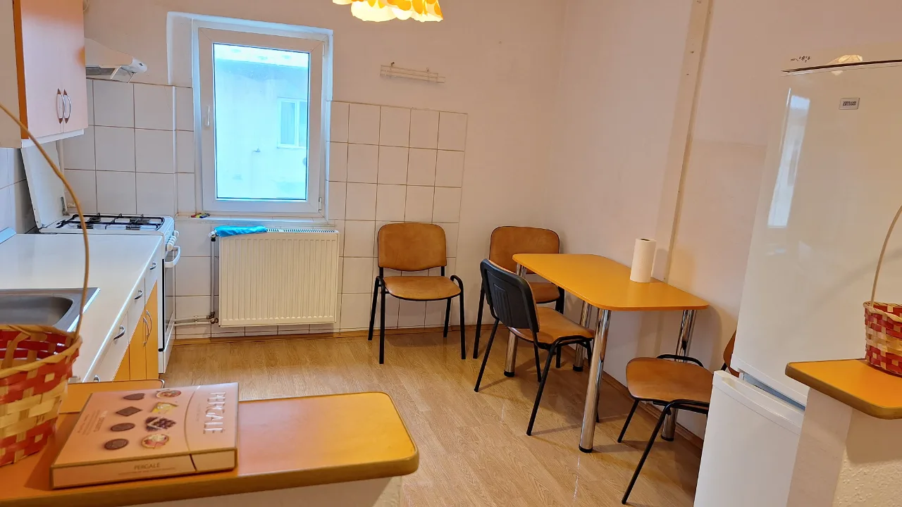 Valea PH Campina ap 2 cam cu suprafaţa de 3 camă – fotografia 1 din 8