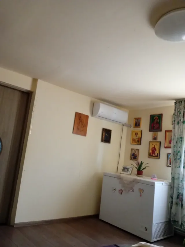 Vând 1/2 casă în Târgu Ocna aproape de gara și de centrul oraslui – fotografia 6 din 8