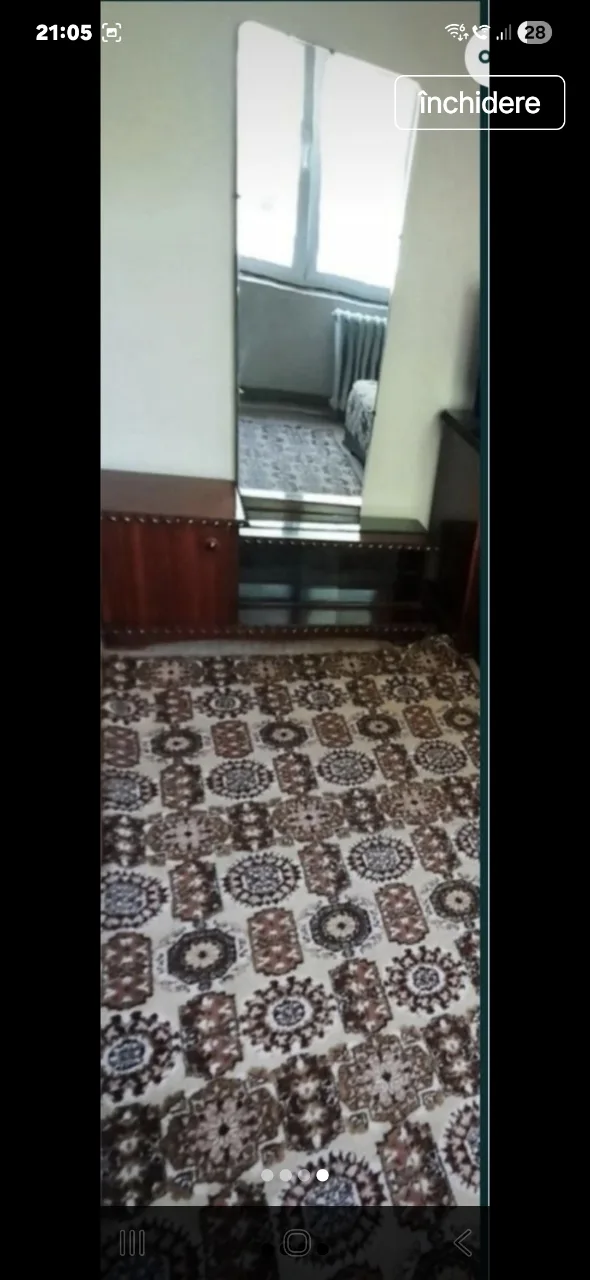 Oglinda tip toaletă de machiaj – fotografia 4 din 4