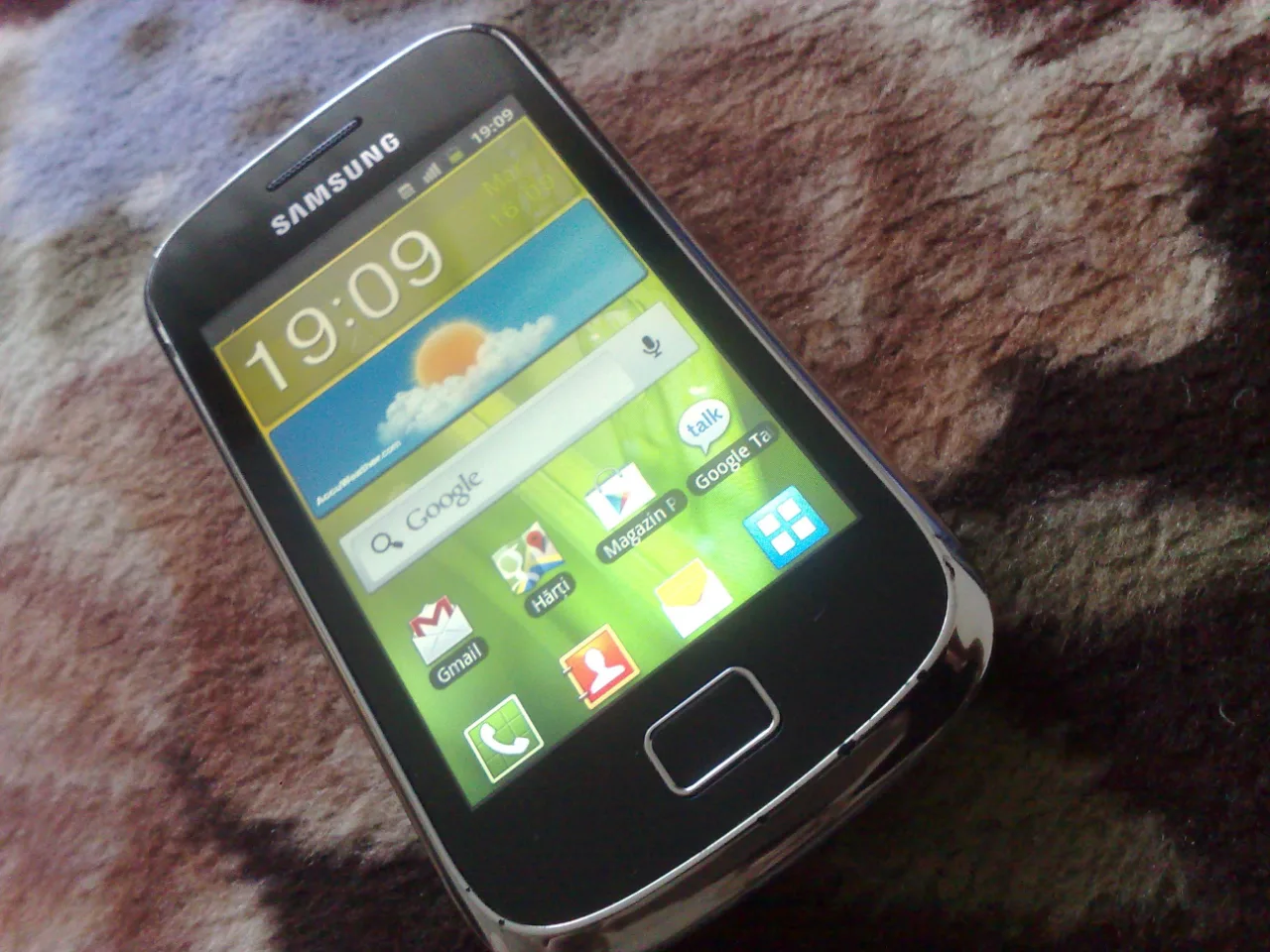 Samsung Galaxy S2 mini impecabil – fotografia 1 din 8