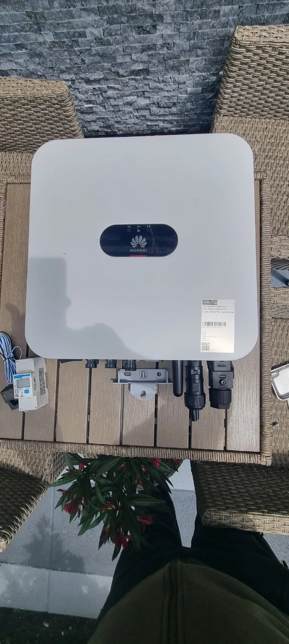 Invertor Huawei,in garanție, 6Kw,monofazat, hibrid SUN2000-6KTL-L1 – fotografia 5 din 5