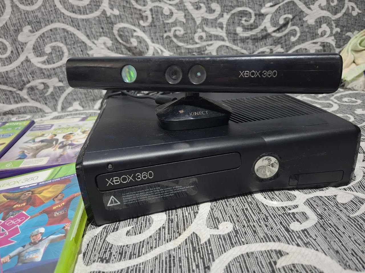 x box 360     ,in stare buna,folosit putin – fotografia 2 din 7