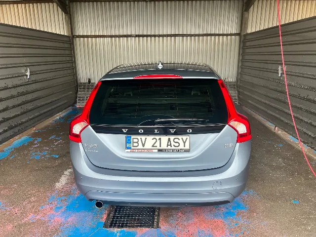 Volvo v60 o mașină care merită testată! – fotografia 6 din 8
