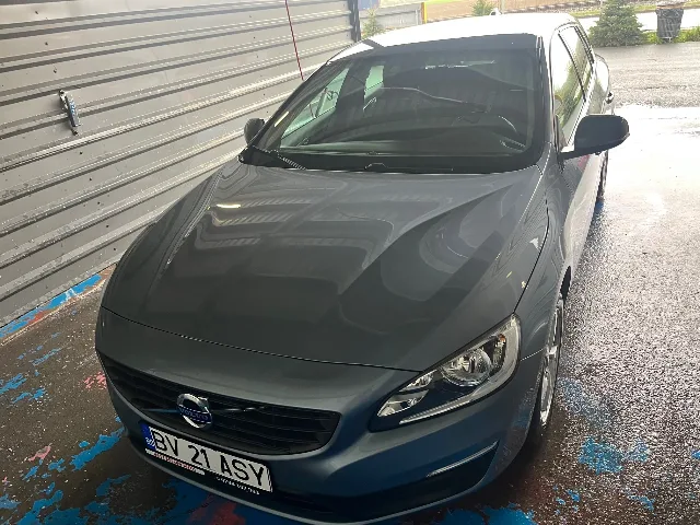 Volvo v60 o mașină care merită testată! – fotografia 4 din 8