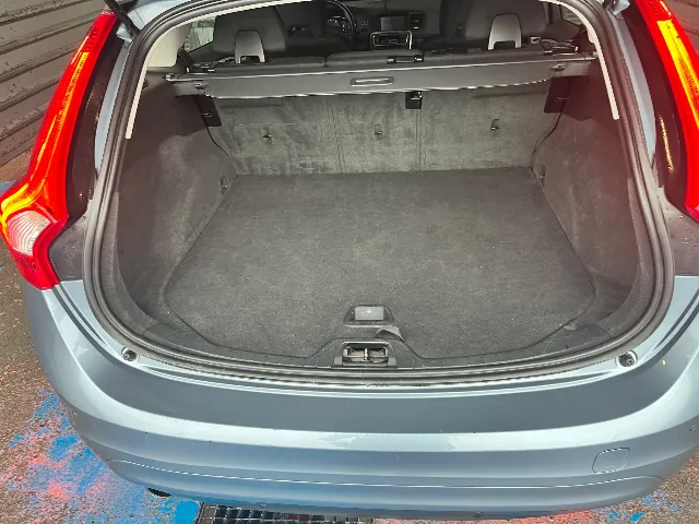 Volvo v60 o mașină care merită testată! – fotografia 8 din 8
