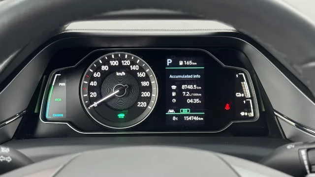 Hyundai Ioniq 1.6IHybrid Style – fotografia 8 din 8