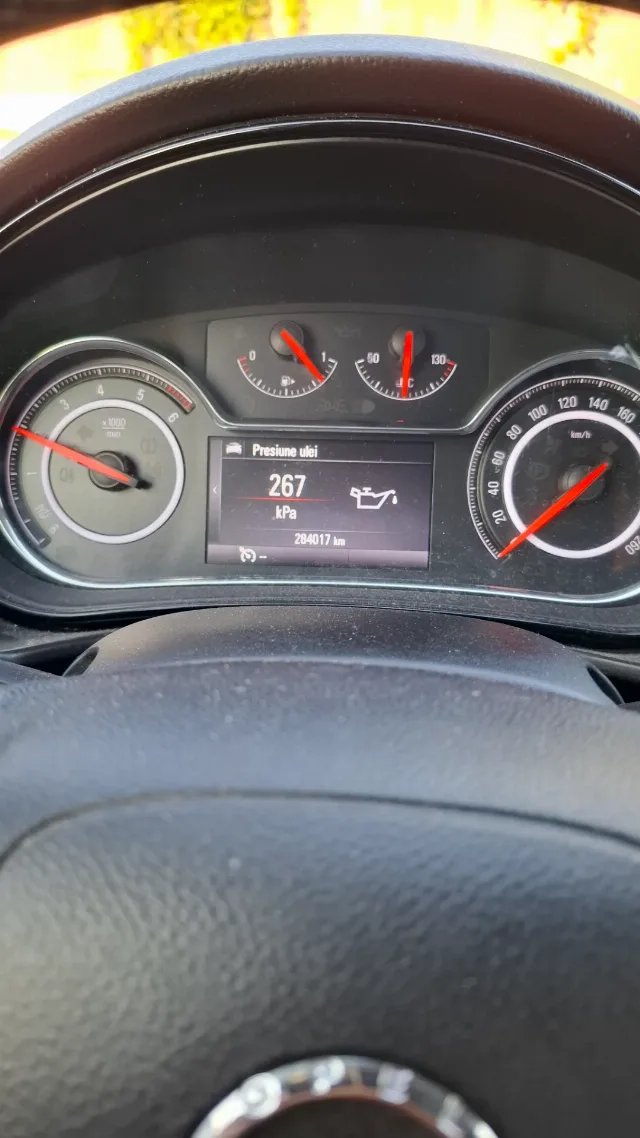 Opel Insignia Opel Insignia Sports Tourer 2.0 CDTI Facelift – fotografia 8 din 8