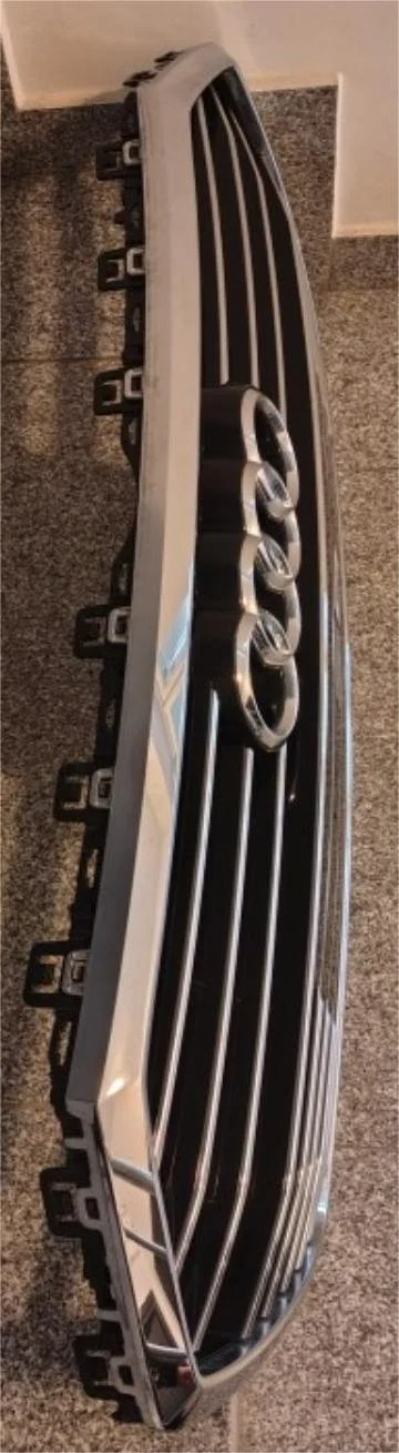 Grila radiator originala Audi A6 C8 – fotografia 3 din 5