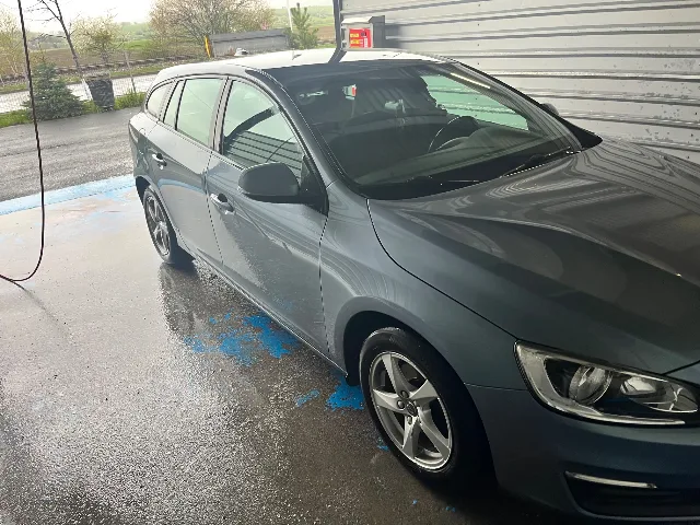 Volvo v60 o mașină care merită testată! – fotografia 3 din 8