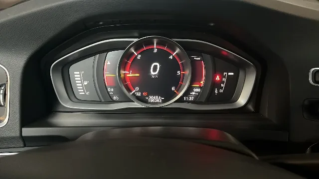 Volvo v60 o mașină care merită testată! – Zarnesti, Brașov