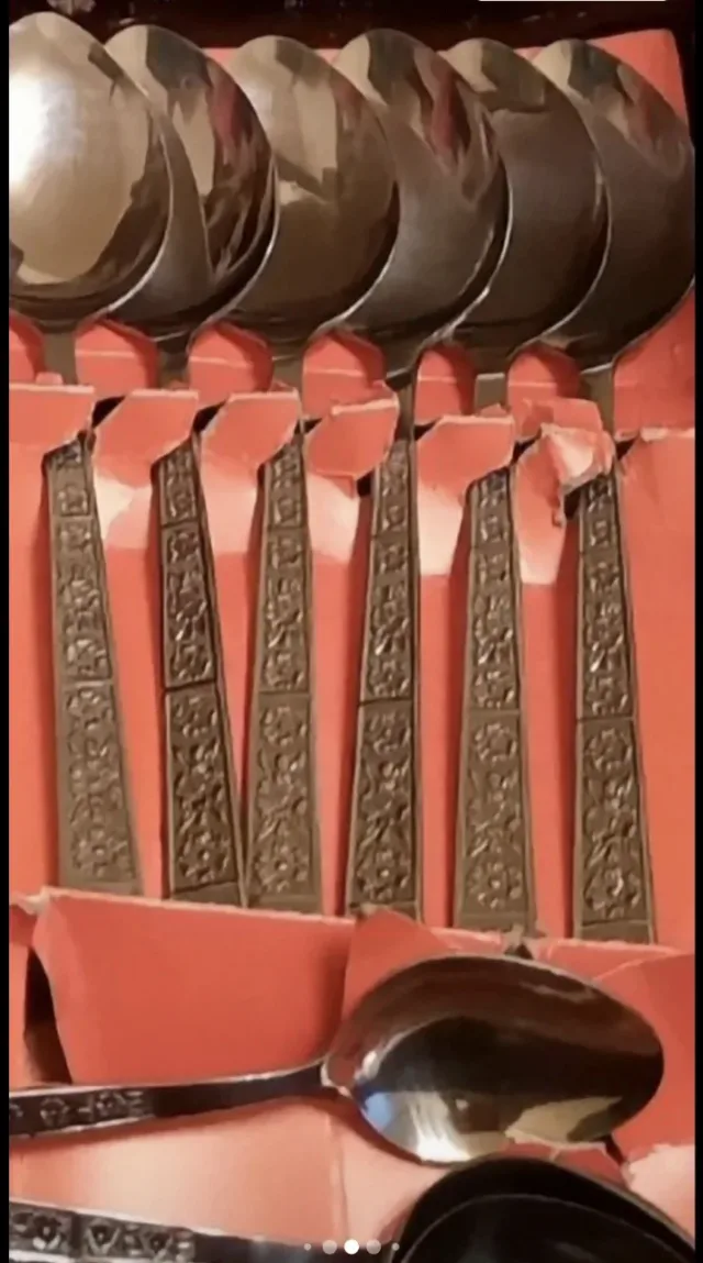 Set tacâmuri, 12 persoane, folosit  doar de sărbatori – fotografia 4 din 8