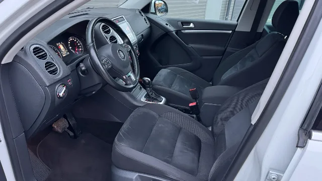 Volkswagen Tiguan 2.0 TDI SCR 4MOTION BlueMotion Technology DSG Sport & Style – fotografia 6 din 8