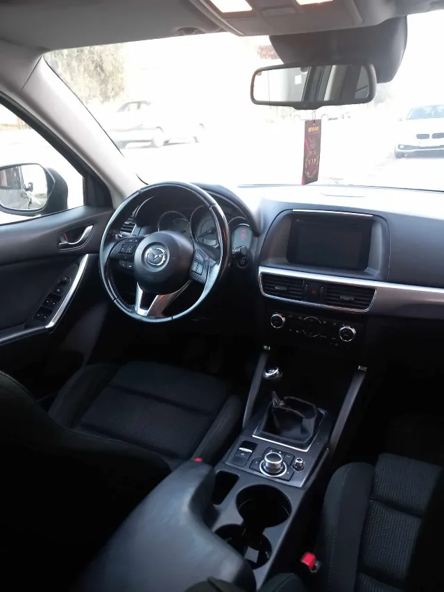 Vând /schimb Mazda cx5 2.2 diesel impecabila 2017 4x4 cu garanție la motor și cutie 1 an – fotografia 5 din 8