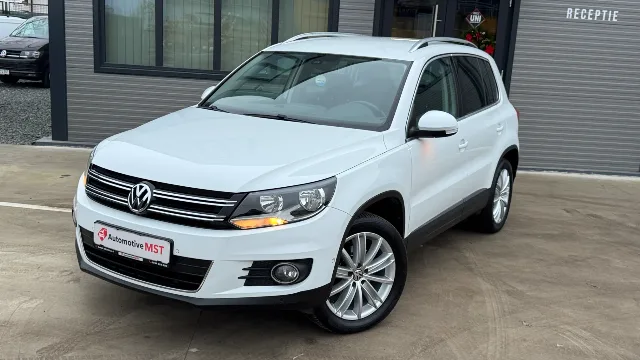 Volkswagen Tiguan 2.0 TDI SCR 4MOTION BlueMotion Technology DSG Sport & Style – fotografia 2 din 8