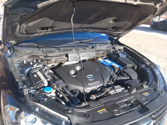 Vând /schimb Mazda cx5 2.2 diesel impecabila 2017 4x4 cu garanție la motor și cutie 1 an – fotografia 3 din 8