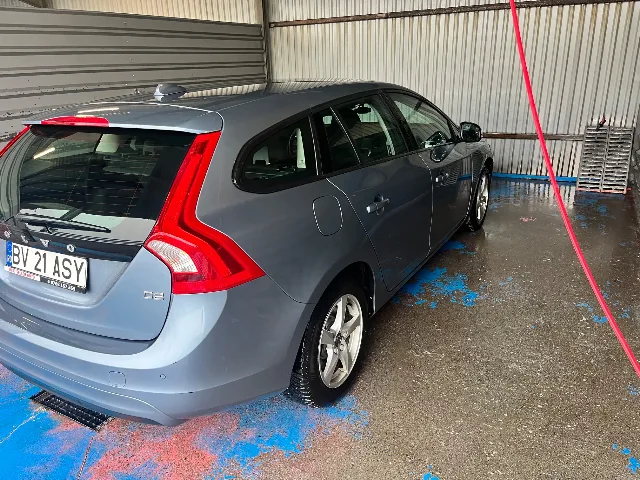 Volvo v60 o mașină care merită testată! – fotografia 2 din 8