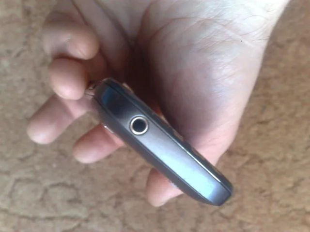 Samsung Galaxy Gio GT-S5660 – fotografia 5 din 8