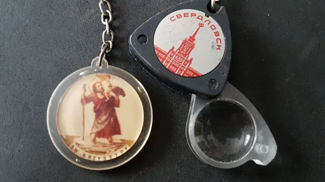 Doua brelocuri noi – fotografia 2 din 4