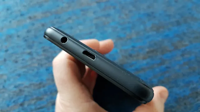 Allview A8 Lite dual-sim impecabil – fotografia 5 din 6