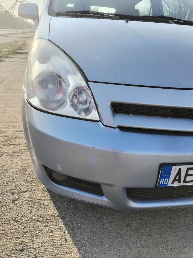 Toyota corola verso din 2007 D4D – fotografia 6 din 7