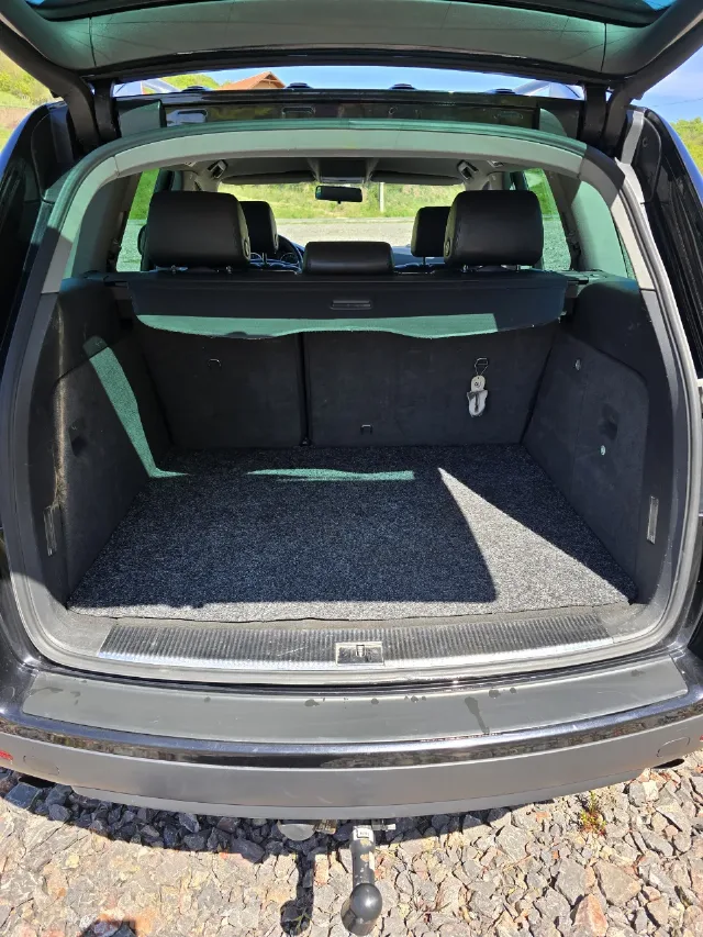 Touareg 2.5  2009 – fotografia 3 din 8