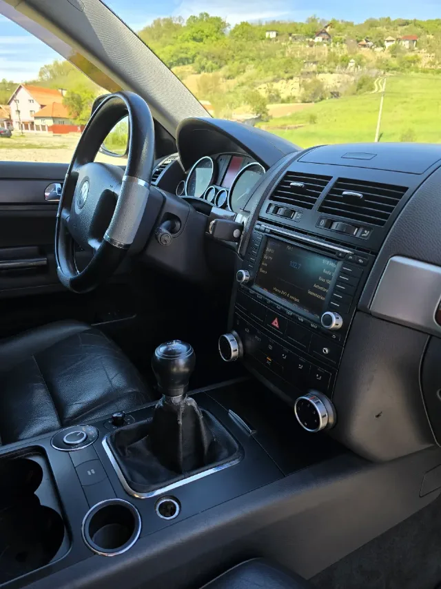 Touareg 2.5  2009 – fotografia 6 din 8