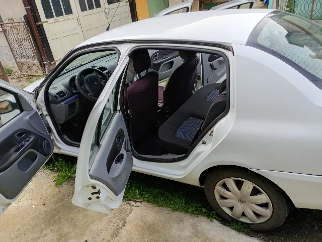 Vind Renault Symbol – fotografia 3 din 3