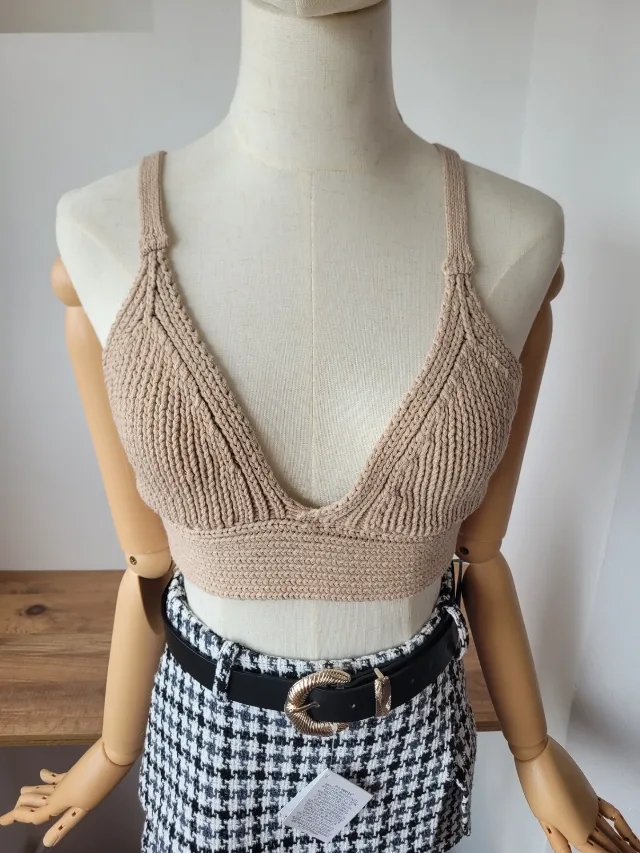 Bustieră Top tricotat cu nervuri – Gina Tricot – Mărimea M  – Nou – fotografia 5 din 8