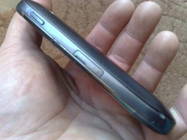 Samsung Galaxy Gio GT-S5660 – fotografia 3 din 8