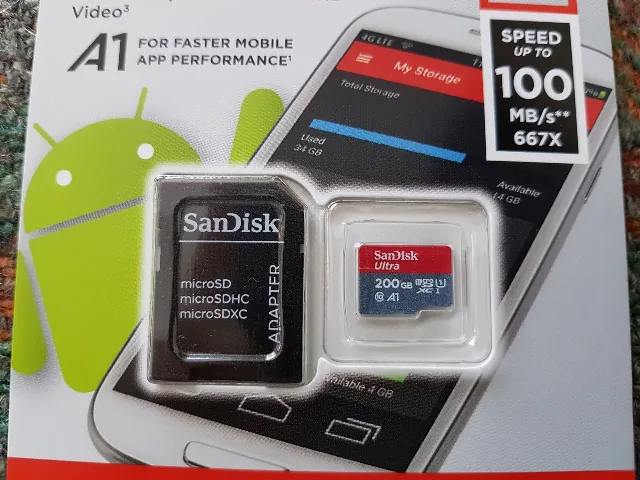 Card microSDXC original Sandisk de 200gb,nou,pachet sigilat – fotografia 1 din 2