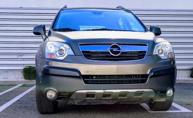 vând sau schimb Opel Antara – fotografia 2 din 8