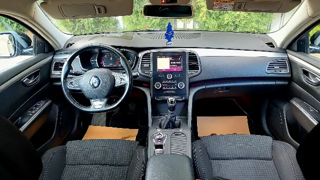 Renault Talisman/Megane 4 – fotografia 2 din 8