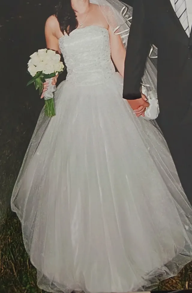 Rochie de mireasa – Pitesti, Argeș