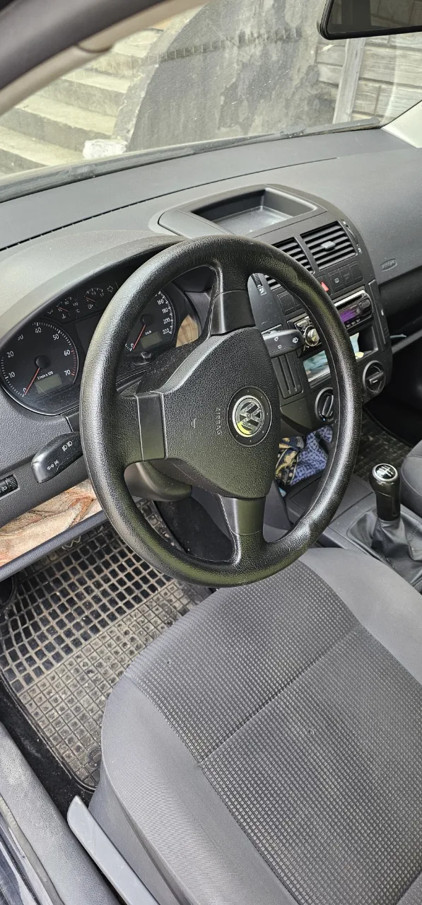 Volkswagen Polo 9N – fotografia 4 din 8
