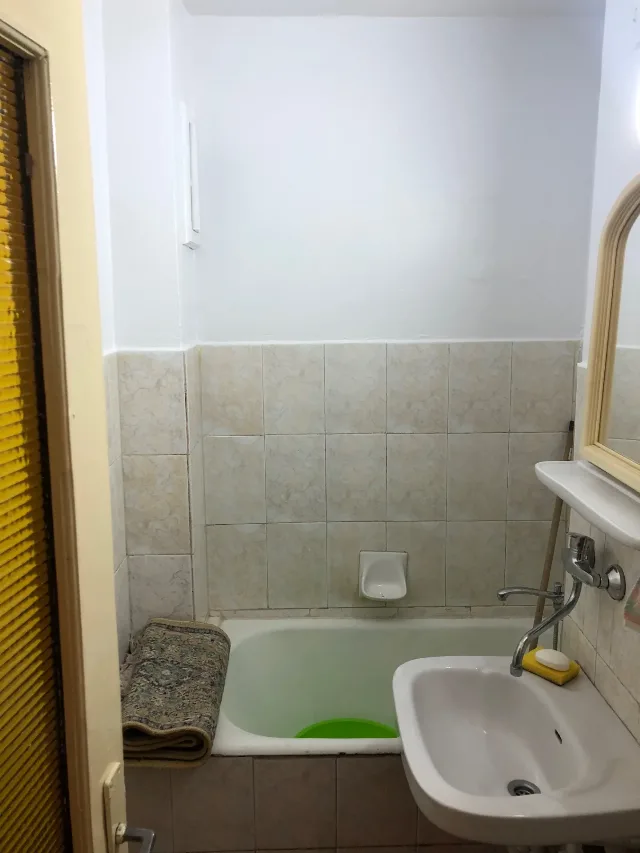Vând apartament 2 camere semidecomandat – fotografia 6 din 8
