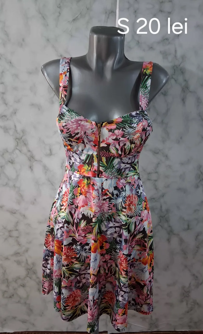 Rochiță vară Mărimea S – fotografia 1 din 1
