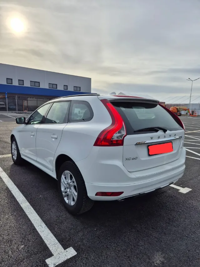 Volvo xc 60 euro 6 181cp diesel – fotografia 2 din 8