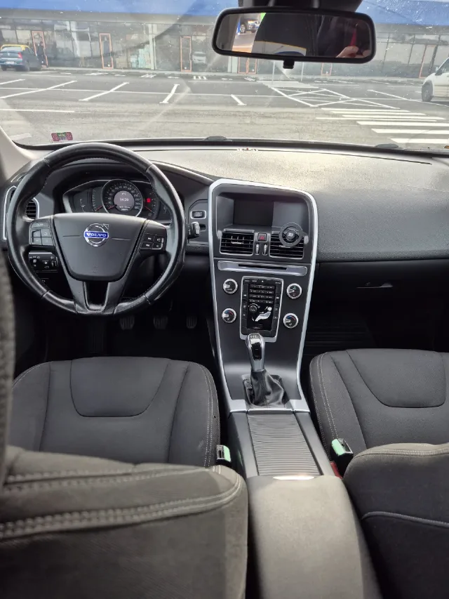 Volvo xc 60 euro 6 181cp diesel – fotografia 7 din 8