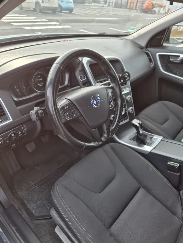 Volvo xc 60 euro 6 181cp diesel – fotografia 8 din 8
