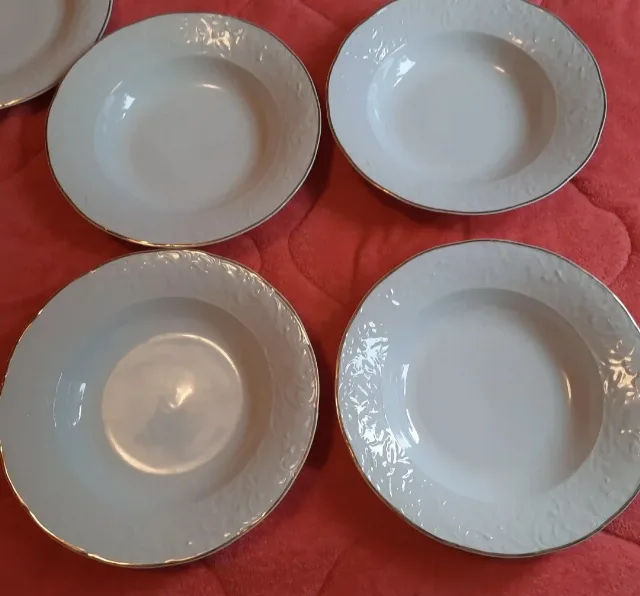Set 9 farfurii cu fir auriu, WellcoKrefeldGermania, folosite – fotografia 3 din 8