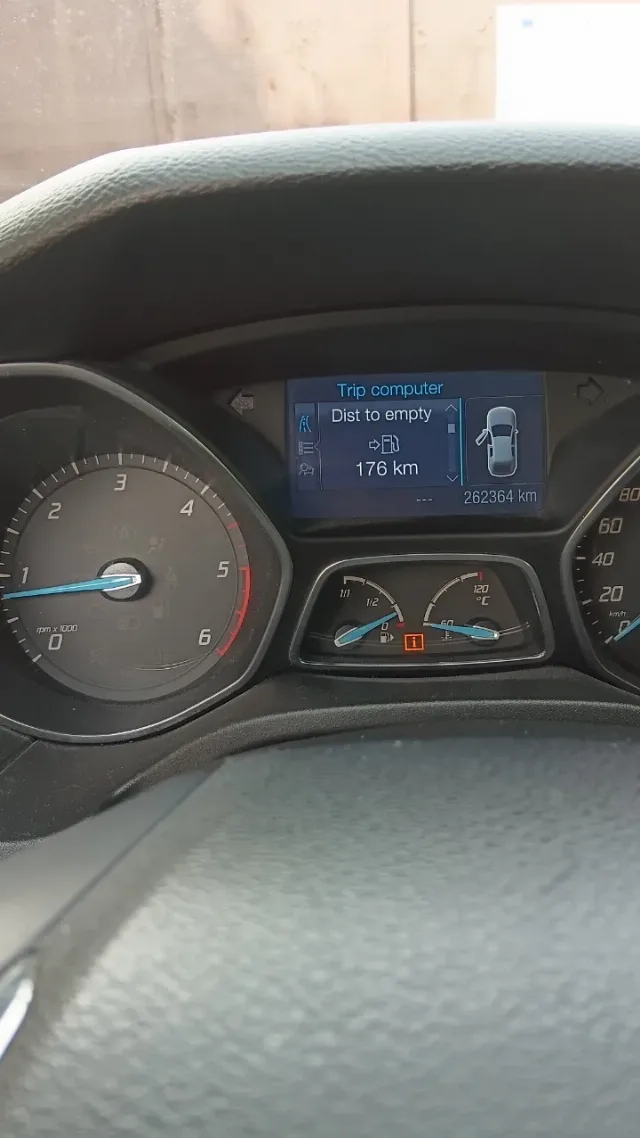 Ford focus 3 1,6 tdci 2012 – fotografia 2 din 8