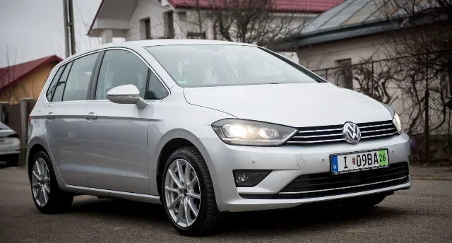 Vând Golf 7 2000tdi 150cp an 2017 Nr roși valabile – fotografia 3 din 7