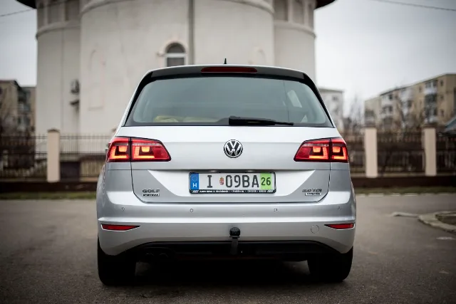 Vând Golf 7 2000tdi 150cp an 2017 Nr roși valabile – fotografia 7 din 7