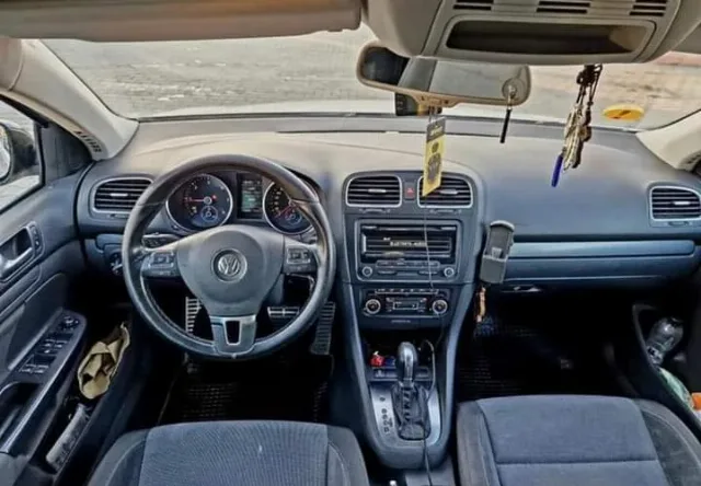 Vând Golf 6 an 2012 2000tdi 140 cp – fotografia 5 din 7