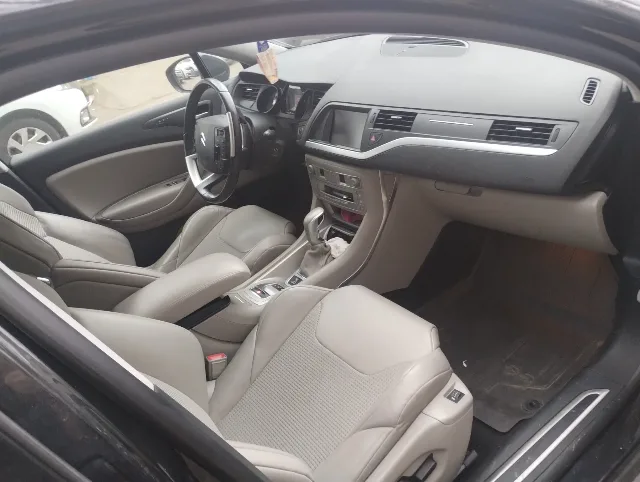 Citroen C5 2016 – fotografia 4 din 6