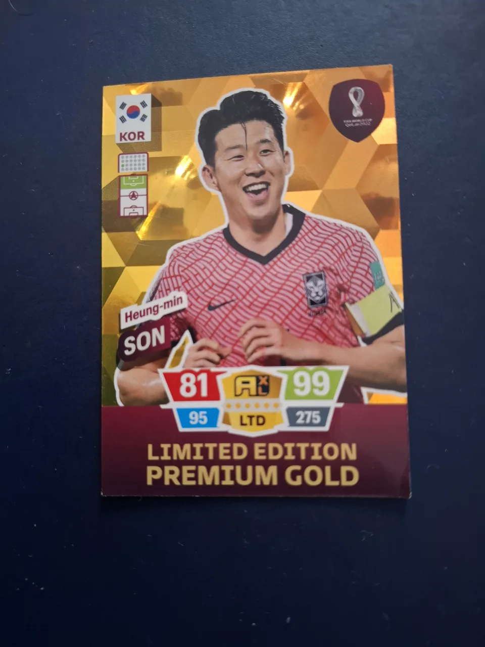 card limited edition premium gold qatar 2022 – fotografia 1 din 1