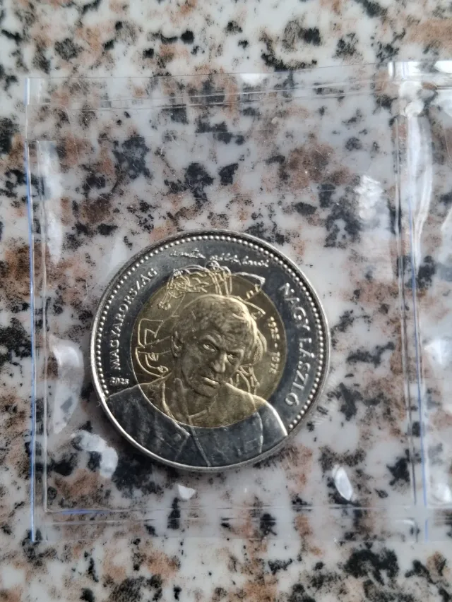 100 forint 2025 unc – fotografia 2 din 2