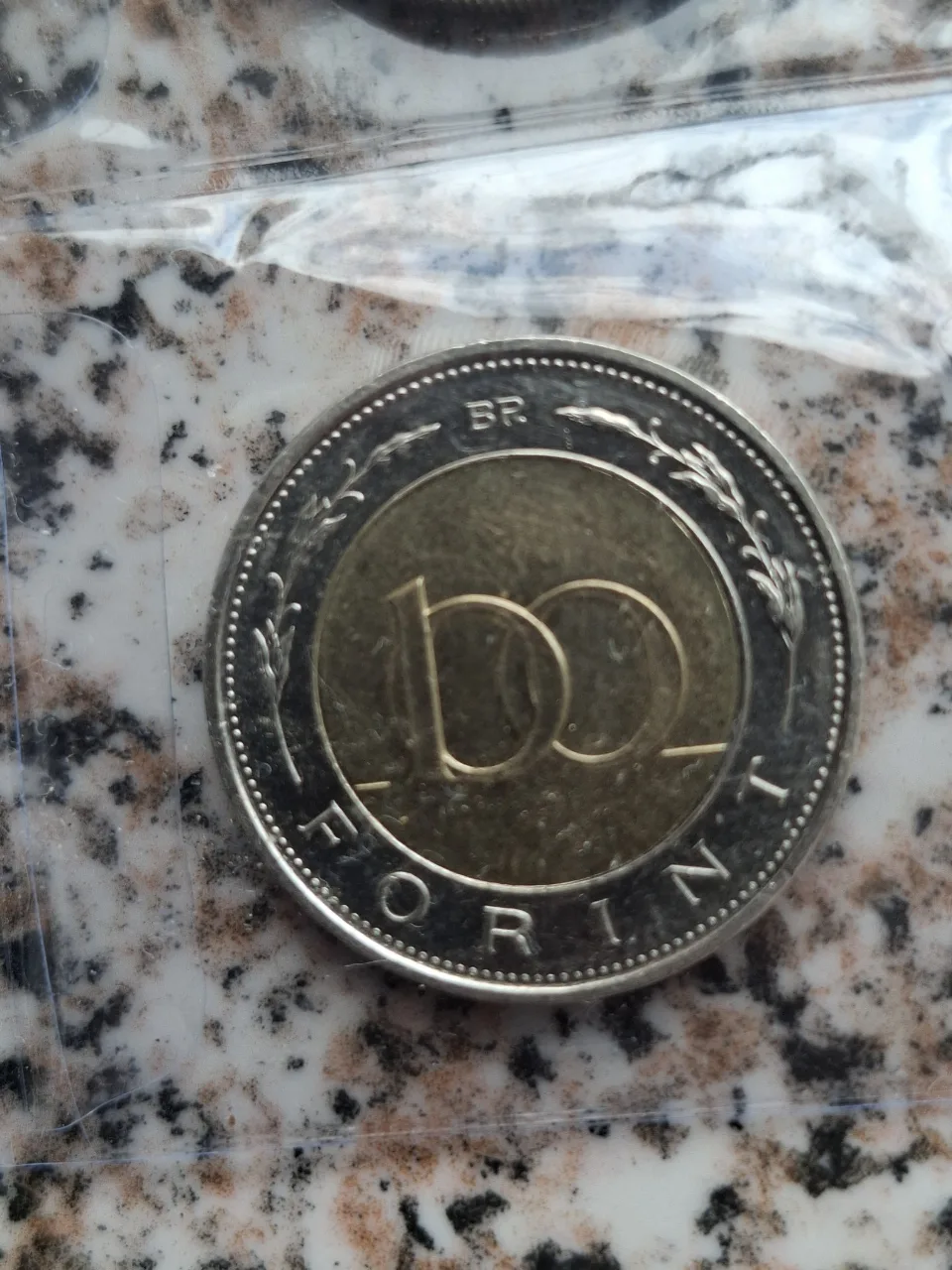 100 forint 2022 unc – fotografia 1 din 2