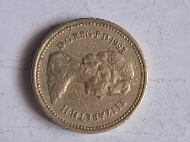 moneda 1 pound 1983 – fotografia 2 din 2