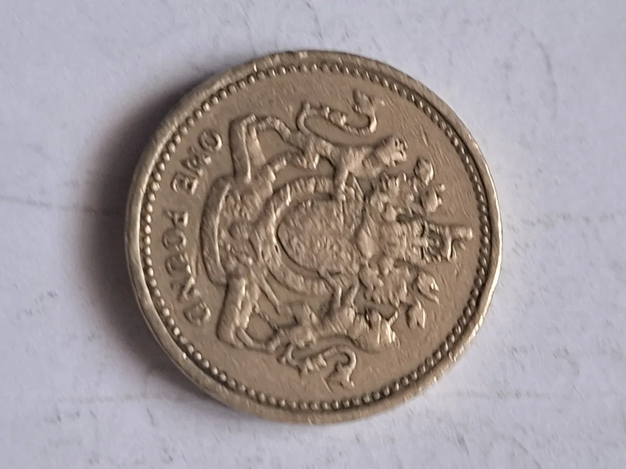 moneda 1 pound 1983 – fotografia 1 din 2
